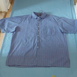 Men's Short-Sleeve Button-Up Plaid Shirt in Blue